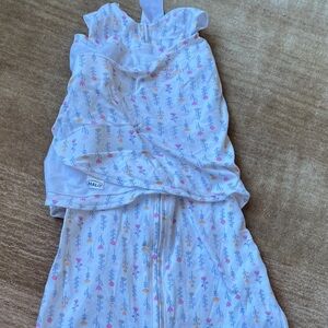 Halo Sleep Sack Swaddle in Floral Pattern. 3-6 months